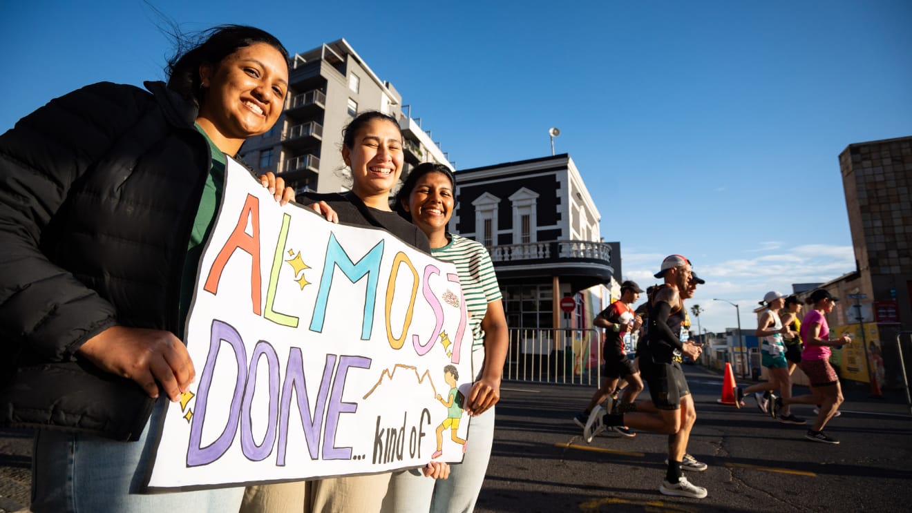 Featured image for “Your Spectator’s Guide for the 2024 Sanlam Cape Town Marathon”