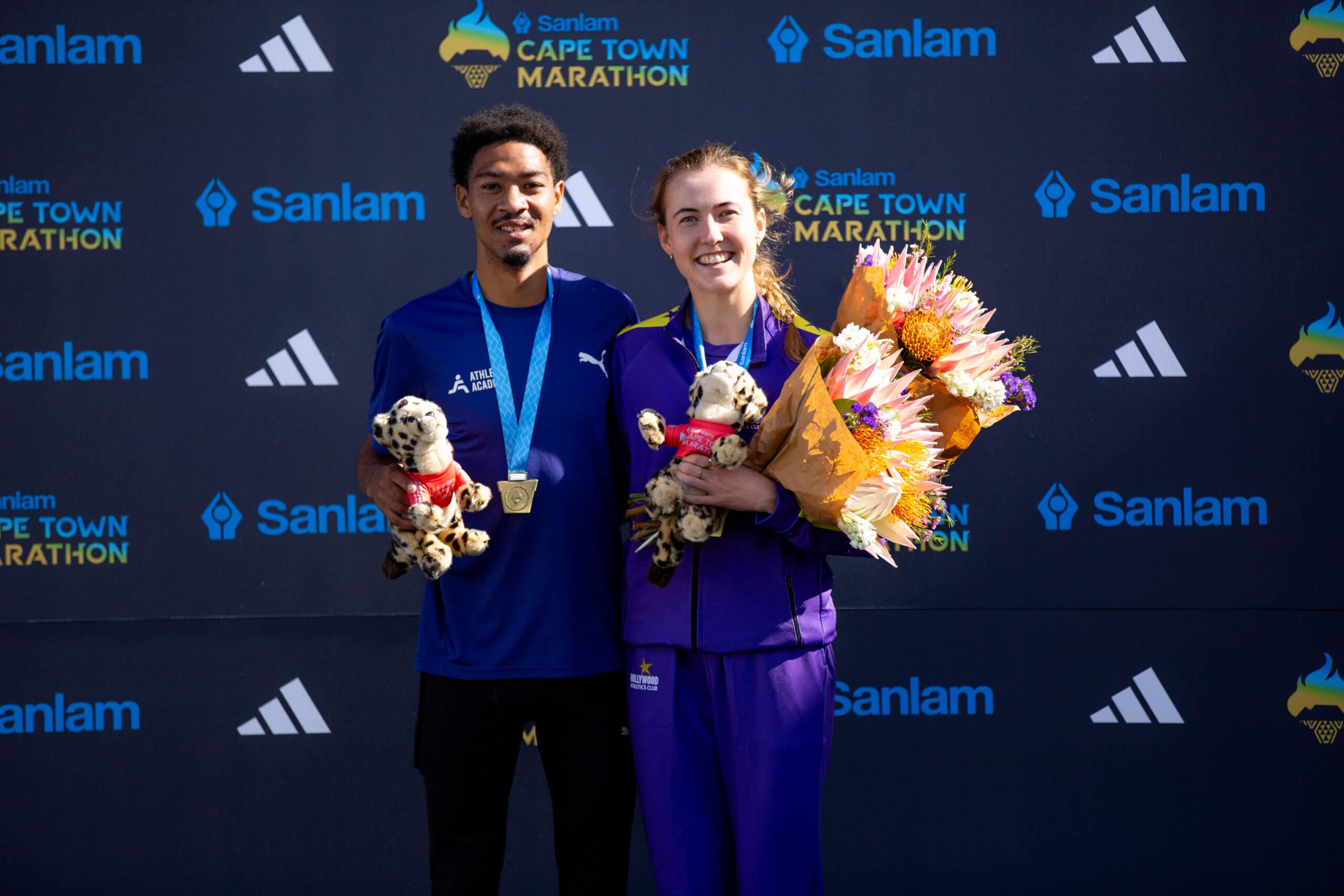 Featured image for “Impressive Repeat Wins for Hendricks and Kavanagh in 10km Peace Run at Sanlam Cape Town Marathon”