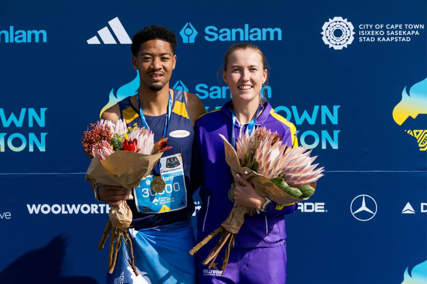 Featured image for “Hendricks and Kavanagh Power to Peace Run Victories at the Sanlam Cape Town Marathon”