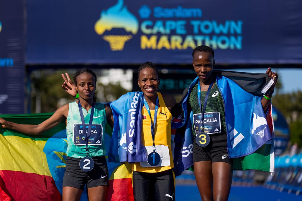 Glenrose Xaba Shatters South African and Sanlam Cape Town Marathon
